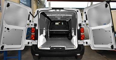 01_Podlahová doska a obloženie pre Opel Vivaro 2019